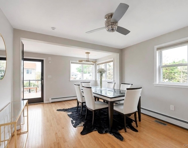 308 Bedell Street - Photo Thumbnail 16