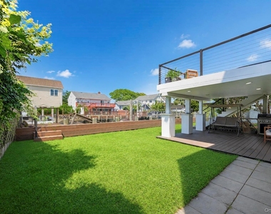 308 Bedell Street - Photo Thumbnail 1