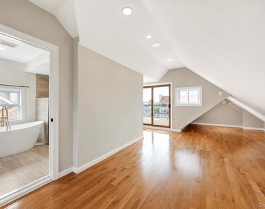 308 Bedell Street - Photo Thumbnail 34