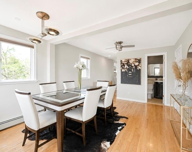 308 Bedell Street - Photo Thumbnail 18