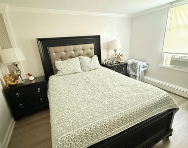 815 Carpenter Place - Photo Thumbnail 13