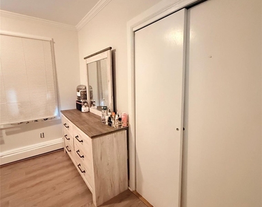 815 Carpenter Place - Photo Thumbnail 21