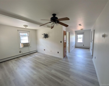 14 Hoover Place - Photo Thumbnail 3