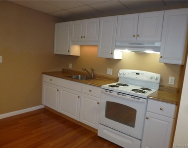 1217 E Main Street - Photo Thumbnail 2