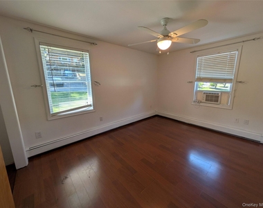 14 Hoover Place - Photo Thumbnail 11