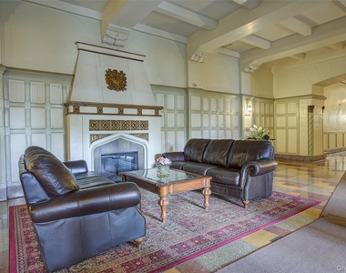 167-10 Crocheron Avenue - Photo Thumbnail 2