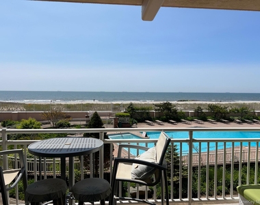 830 Shore - Photo Thumbnail 9