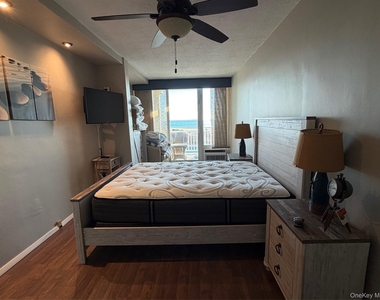 830 Shore - Photo Thumbnail 7