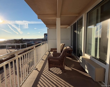 830 Shore - Photo Thumbnail 16