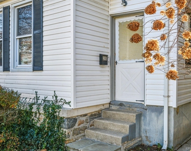 310 Palmer Avenue - Photo Thumbnail 1