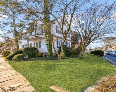 310 Palmer Avenue - Photo Thumbnail 20