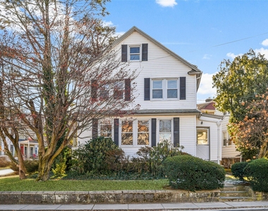 310 Palmer Avenue - Photo Thumbnail 26