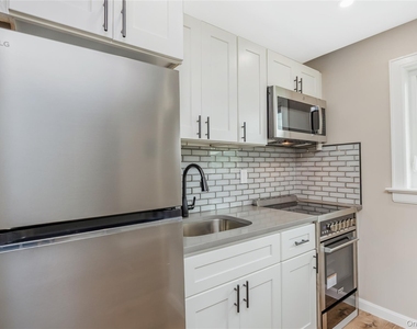 29 Tyler Street - Photo Thumbnail 1