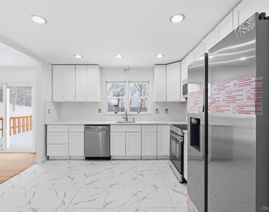 1618 Morningview Drive - Photo Thumbnail 13