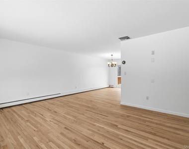 1618 Morningview Drive - Photo Thumbnail 6