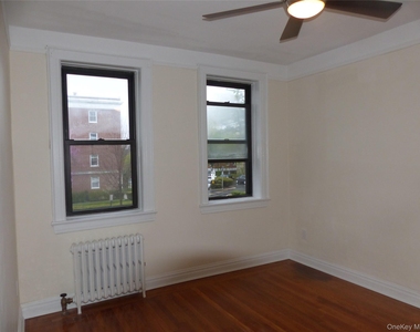 222 Seventh Street - Photo Thumbnail 8