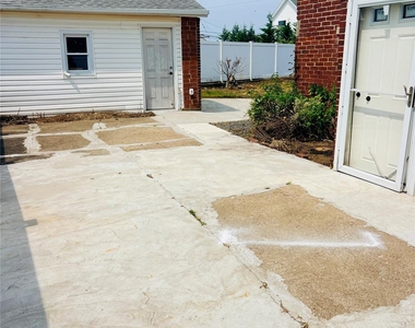 469 River Street - Photo Thumbnail 17