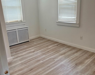 469 River Street - Photo Thumbnail 4