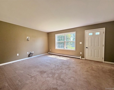 51b Highland Terrace - Photo Thumbnail 2
