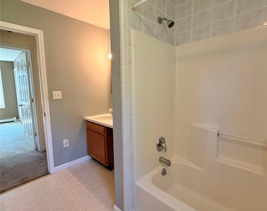 51b Highland Terrace - Photo Thumbnail 17