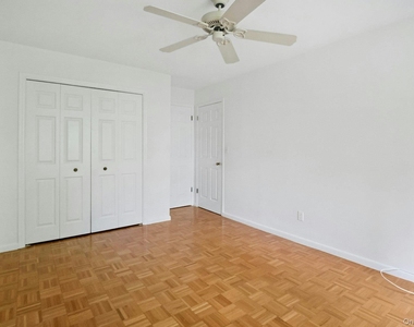 500 Central Park Avenue - Photo Thumbnail 15