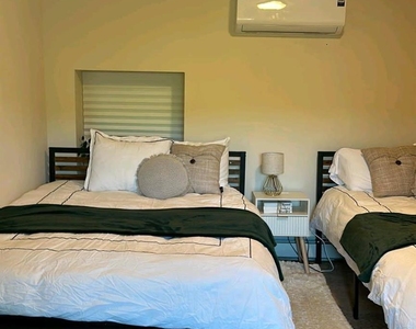 580 Lakes Road - Photo Thumbnail 6