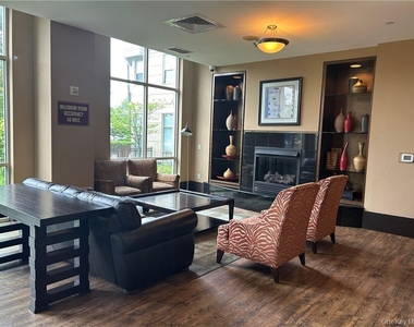 300 Mamaroneck Avenue - Photo Thumbnail 11