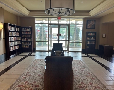 300 Mamaroneck Avenue - Photo Thumbnail 8