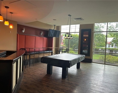 300 Mamaroneck Avenue - Photo Thumbnail 10