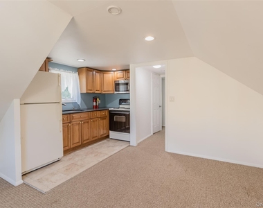 306 5th Avenue - Photo Thumbnail 3