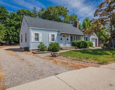 306 5th Avenue - Photo Thumbnail 1