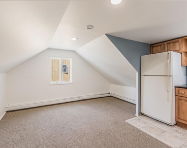 306 5th Avenue - Photo Thumbnail 2