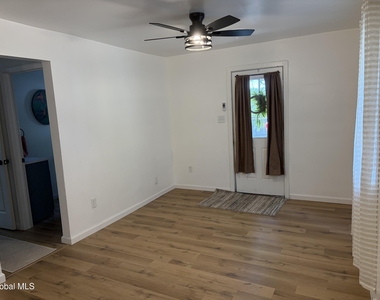 905 Balltown Road - Photo Thumbnail 18