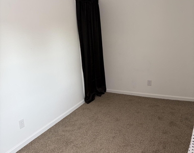 905 Balltown Road - Photo Thumbnail 13