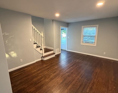 43 Crampton Avenue - Photo Thumbnail 2