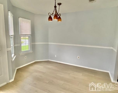 3001 Lighthouse Lane - Photo Thumbnail 3