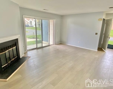 3001 Lighthouse Lane - Photo Thumbnail 5