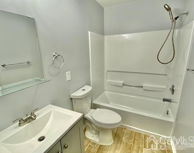 3001 Lighthouse Lane - Photo Thumbnail 17