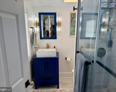 122 Washington Street N - Photo Thumbnail 15
