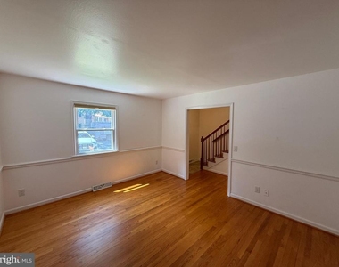431 Ridgemore Street - Photo Thumbnail 5