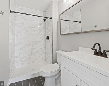 10747 Brice Court - Photo Thumbnail 11