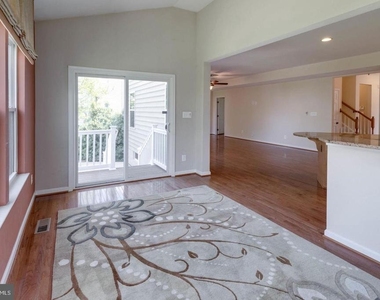 12760 Manor Hall Court - Photo Thumbnail 18
