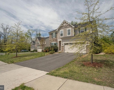 12760 Manor Hall Court - Photo Thumbnail 1