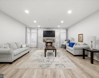 10545 Turning Grass Way - Photo Thumbnail 14