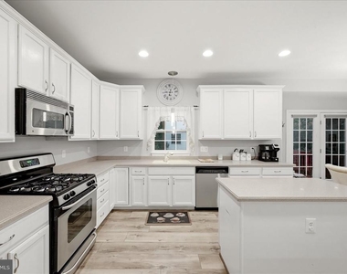 10545 Turning Grass Way - Photo Thumbnail 18