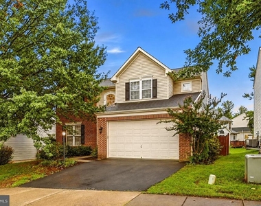 10545 Turning Grass Way - Photo Thumbnail 2