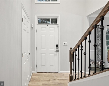 10545 Turning Grass Way - Photo Thumbnail 6