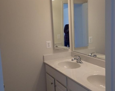 42387 Trellis Square - Photo Thumbnail 13
