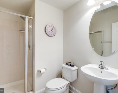 42713 Tunstall Terrace - Photo Thumbnail 2