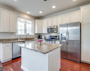 42713 Tunstall Terrace - Photo Thumbnail 5
